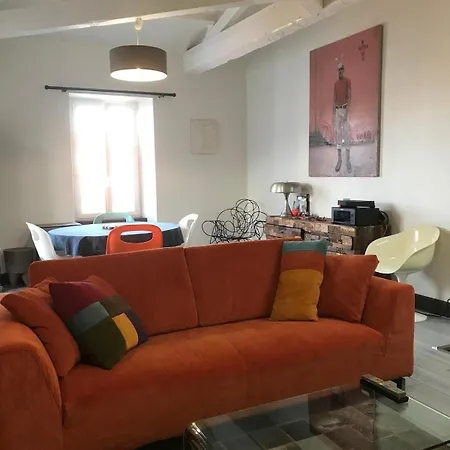 Maison De Ville Au Pied De L Ile De Re *