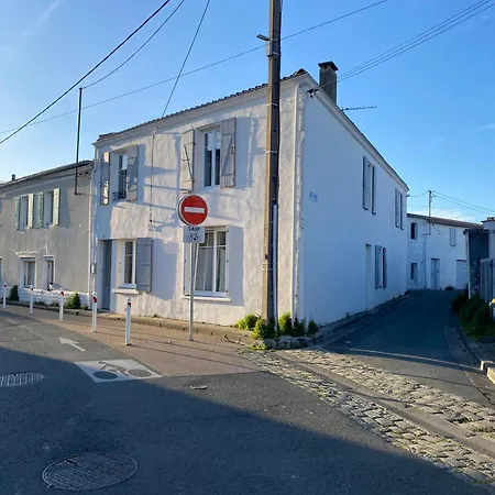 Apartment Maison De Ville Au Pied De L Ile De Re