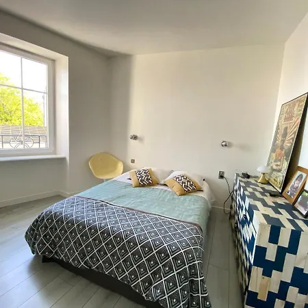 Apartment Maison De Ville Au Pied De L Ile De Re *